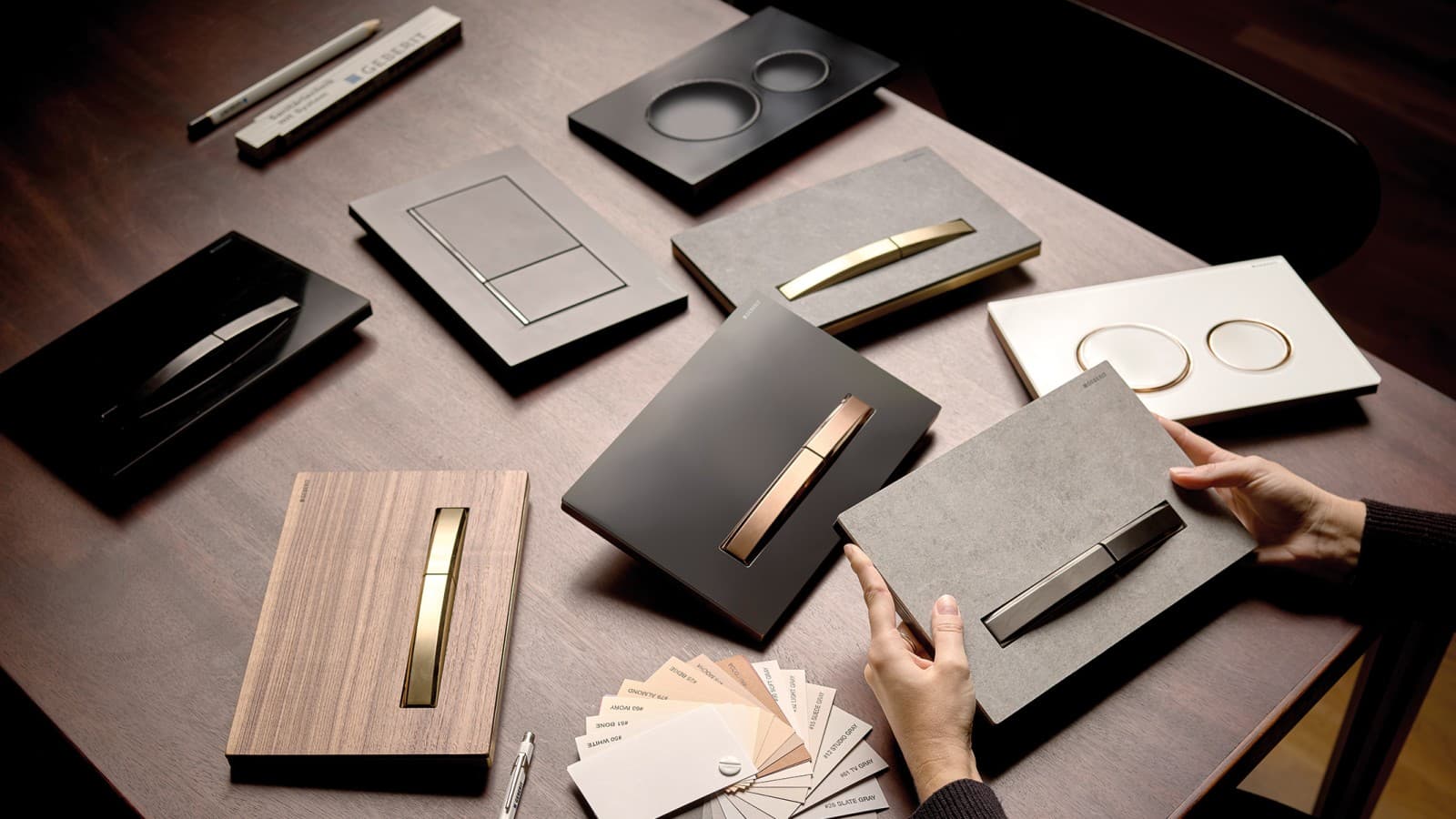 Rôzne dostupné ovládacie tlačidlá Rôzne dostupné ovládacie tlačidlá