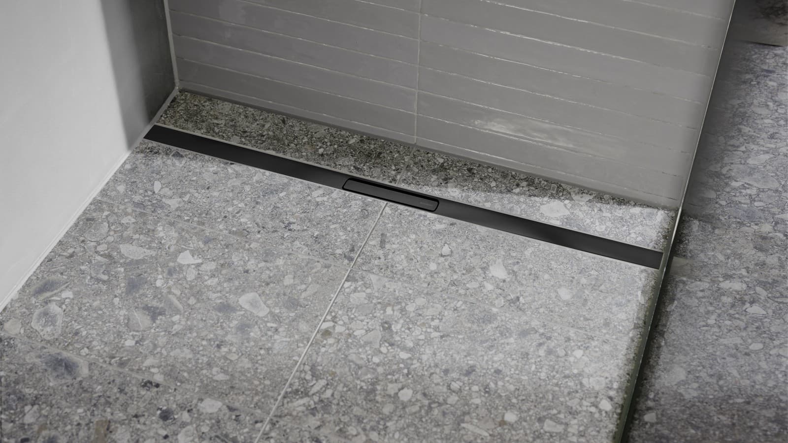 Čierny sprchový žľab Geberit CleanLine30 Čierny sprchový žľab Geberit CleanLine30