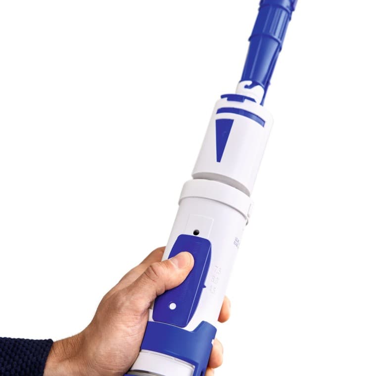 Nastavte veľké objemy splachovania pomocou splachovacieho ventilu Geberit typu 208. Nastavte veľké objemy splachovania pomocou splachovacieho ventilu Geberit typu 208.