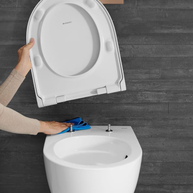 WC Geberit Acanto s funkciou QuickRelease WC Geberit Acanto s funkciou QuickRelease