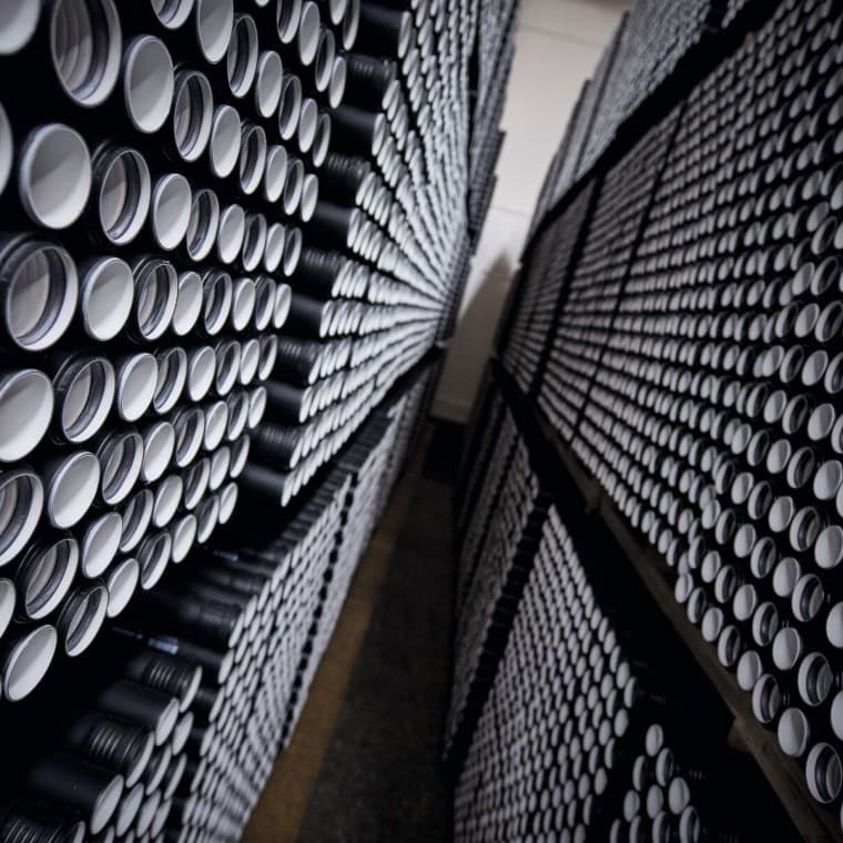 Stohované rúry Silent-PP vyrobené v Európe Stohované rúry Silent-PP vyrobené v Európe