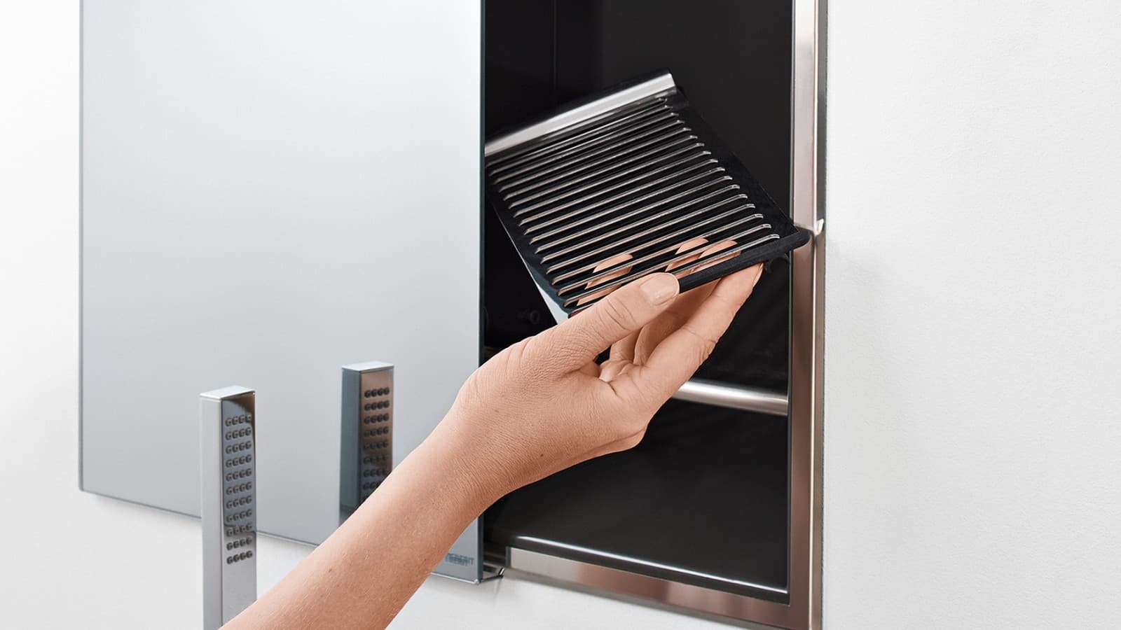 Sprchové riešenia Geberit ONE s úložným boxom Sprchové riešenia Geberit ONE s úložným boxom