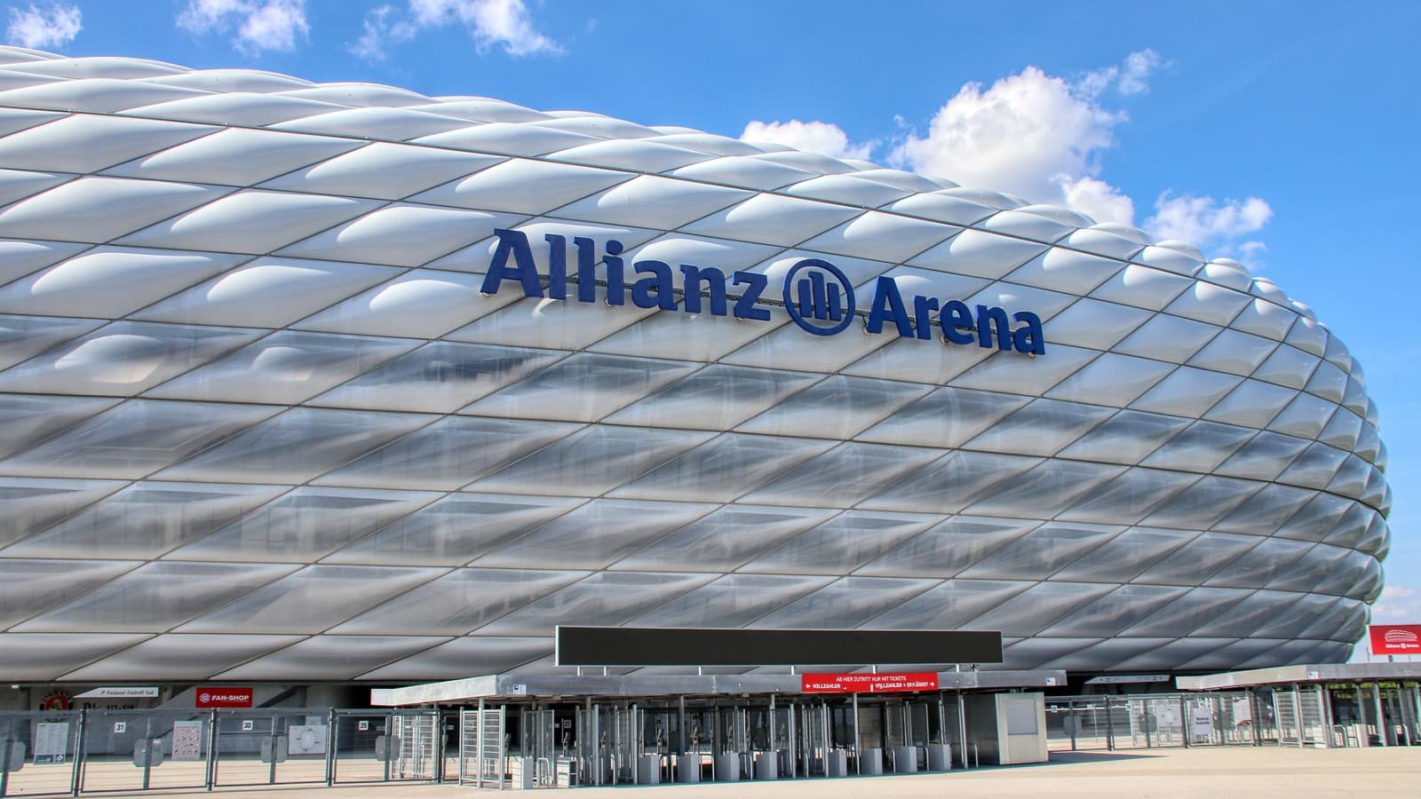 Allianz Arena v Mníchove, Nemecko (© Pixabay) Allianz Arena v Mníchove, Nemecko (© Pixabay)